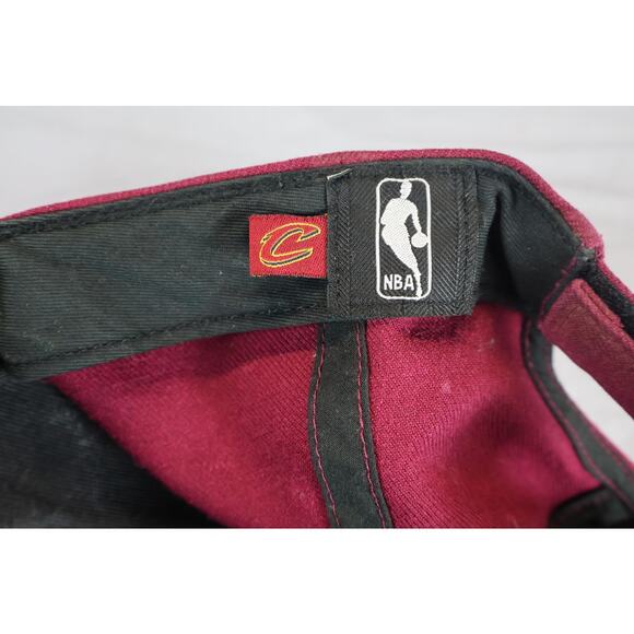 Cleveland Cavaliers Hat Cap Strap Back Mens One Size NBA Basketball - Picture 4 of 5